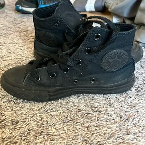 Converse high tops little boys sneakers. Size 13 little kids.